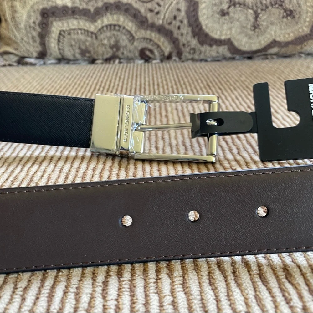 NWT Men’s MK Michael Kors Leather Belt Reversible Saffiano & Smooth Size 42